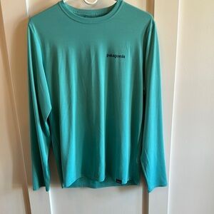 Patagonia Blue Long Sleeve Tee Casual Crew Neck